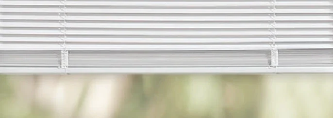 66c362dc98b6b33651bd1006_whiteminiblinds